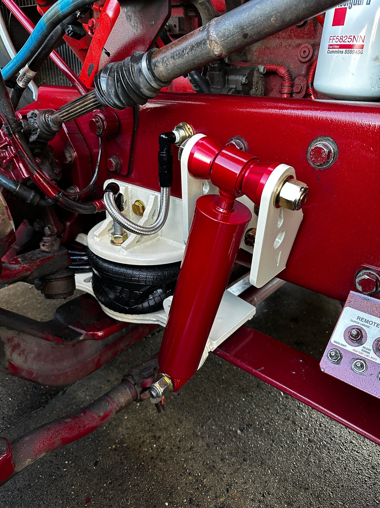 Built by WOLF Quad Bag Air Ride kit 18K lbs capacity