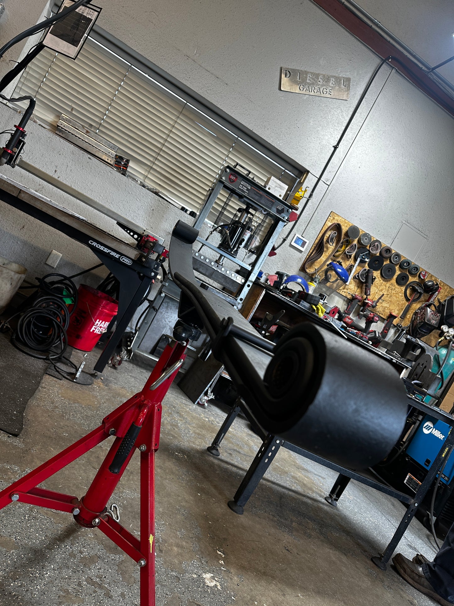 Peterbilt 378/379/388/389/589 Custom low leaf spring pair